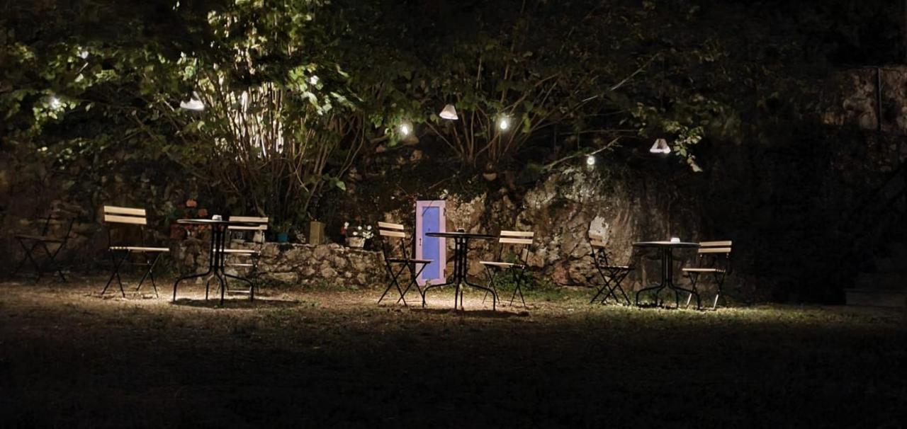 Refugio Del Cares Guest House Ortiguero Luaran gambar