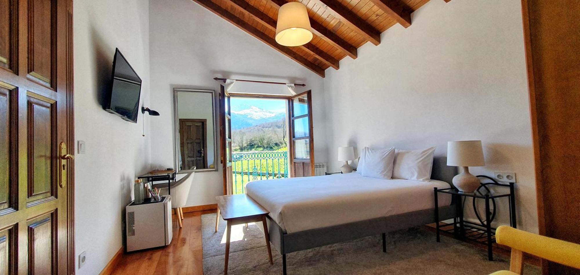 Refugio Del Cares Guest House Ortiguero Luaran gambar